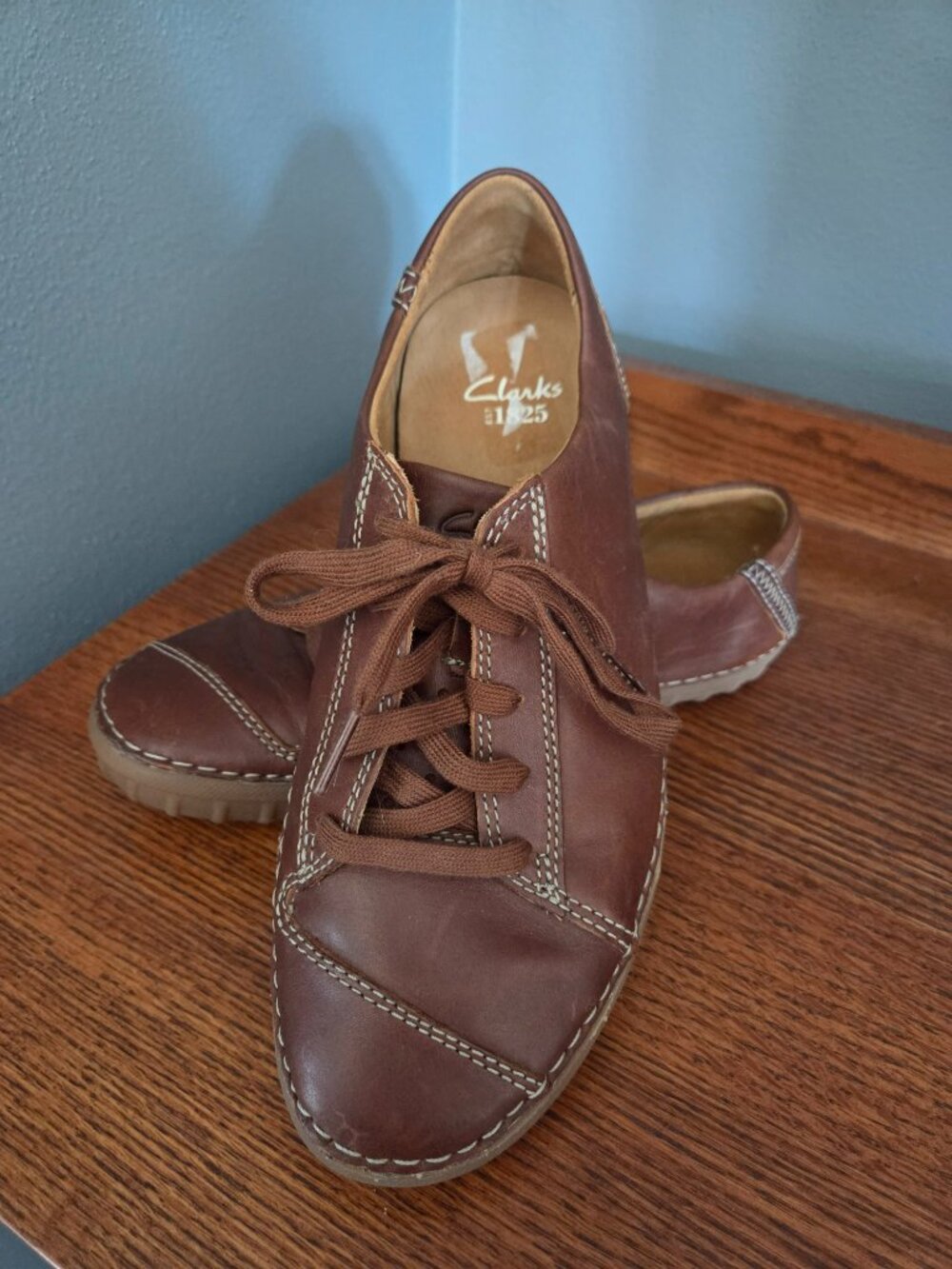 Clarks men’s brown leather sneakers shoes Size 7.5